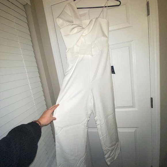 Eternal Vow Ivory One-Shoulder Sleeveless Bow-Front Jumpsuit - Picture 2 of 6